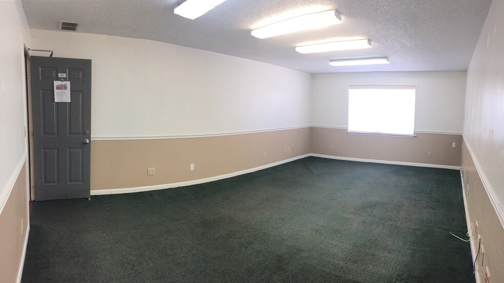 More Photos Of 1501 Ridgewood Ave, Daytona Beach Office For Lease