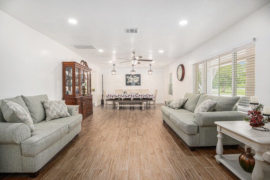 More Photos Of 7710 Iowa Colony Blvd, Rosharon Land For Sale