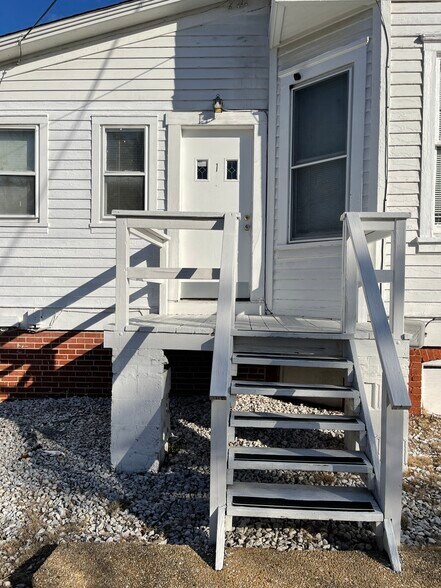 More Photos Of 7404 Rhode Island Ave, College Park Apartments For Sale