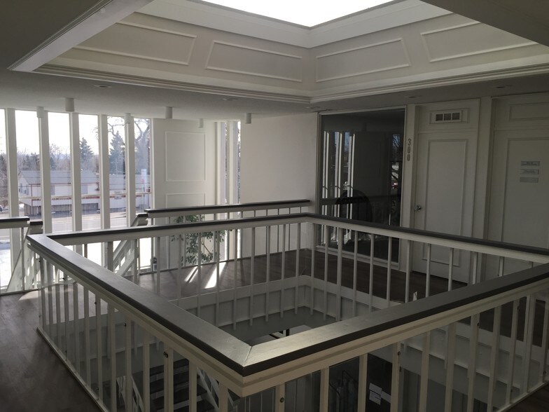 More Photos Of 1901 Kipling St, Lakewood Office For Sale