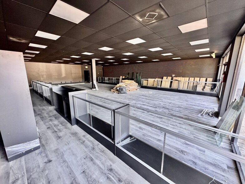 More Photos Of 2401 Veterans Memorial Blvd, Kenner Unknown For Lease