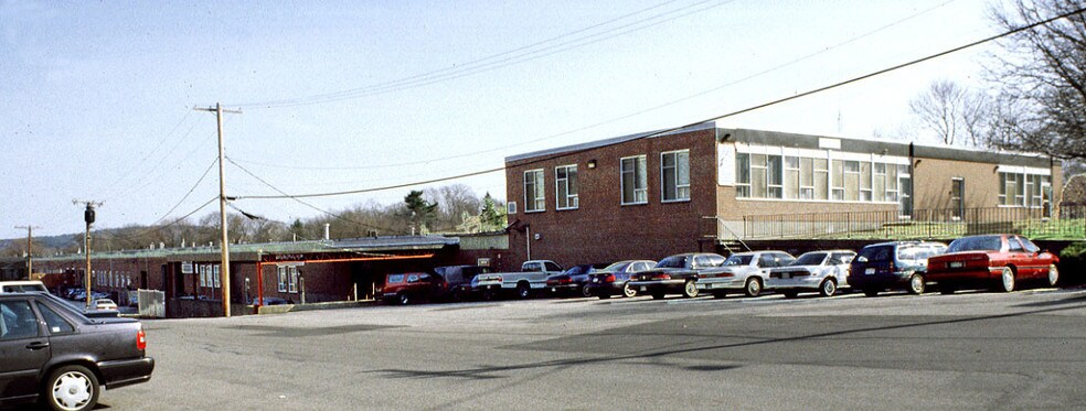 More Photos Of 105 Commerce Way, Dedham Warehouse For Lease