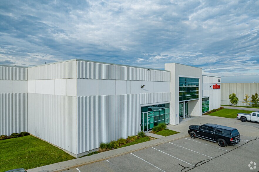 More Photos Of 935A Southgate Dr, Guelph Unknown For Lease