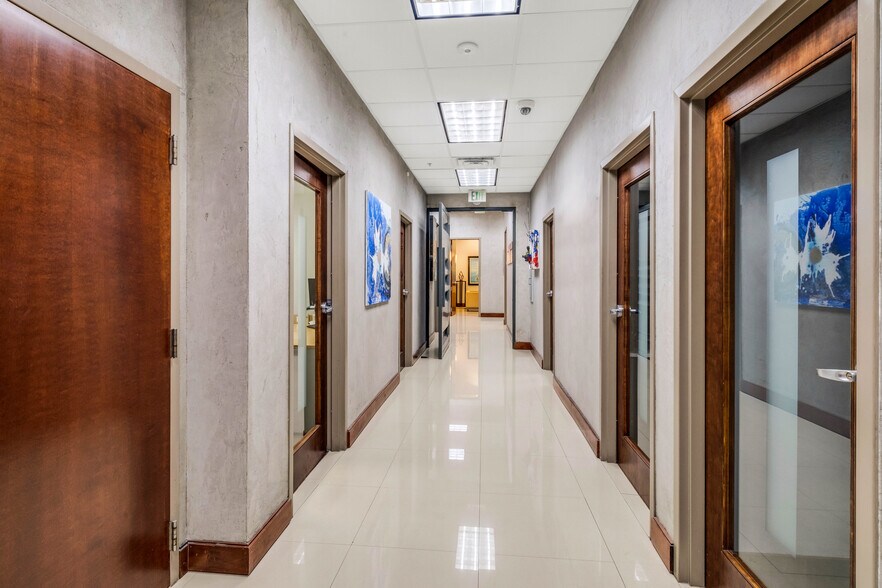 More Photos Of 7620 NW 25th St, Miami Distribution For Lease