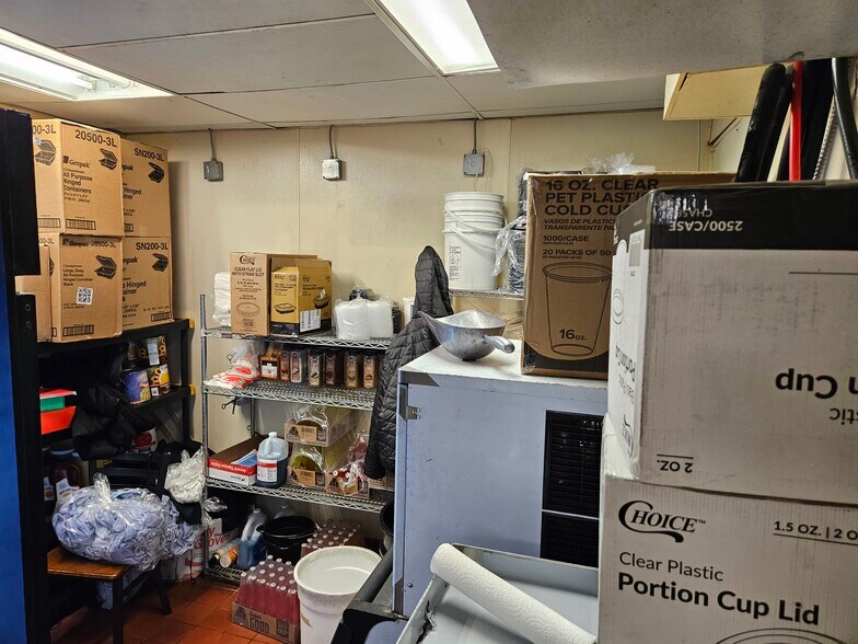 More Photos Of 2519 N 1st Ave, Evansville Fast Food For Lease