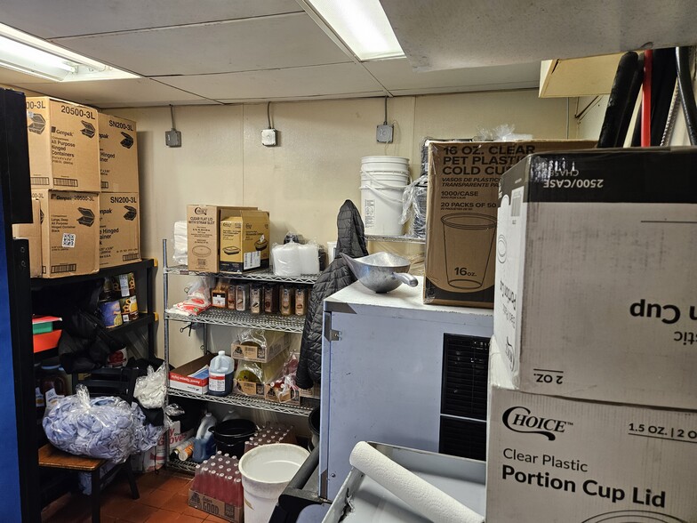 More Photos Of 2519 N 1st Ave, Evansville Fast Food For Lease