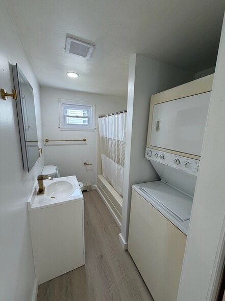 More Photos Of 177 Rockingham Rd, Auburn Apartments For Sale