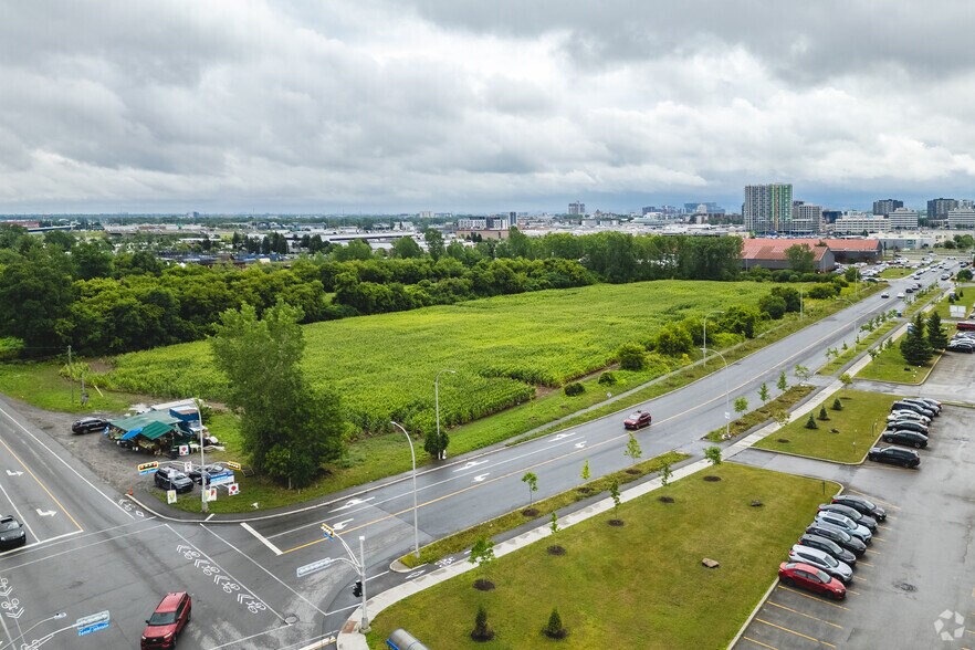 More Photos Of Blvd Daniel-Johnson, Laval Land For Sale