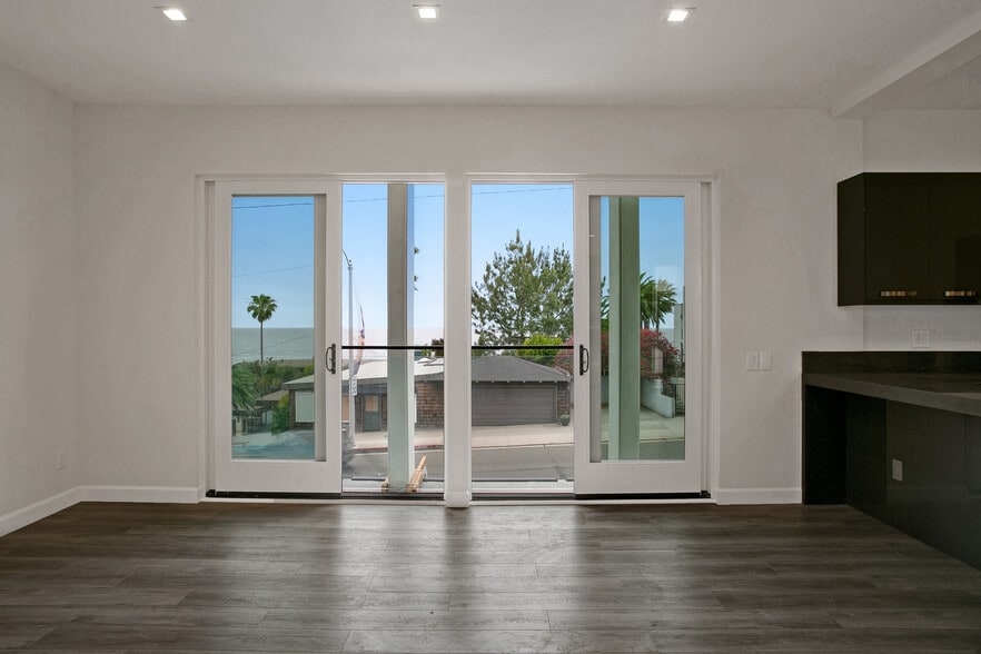 More Photos Of 618 S Coast Hwy, Laguna Beach Apartments For Sale