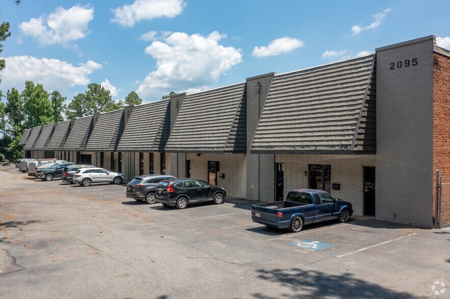 Primary Photo Of 2095 General Truman St NW, Atlanta Warehouse For Lease