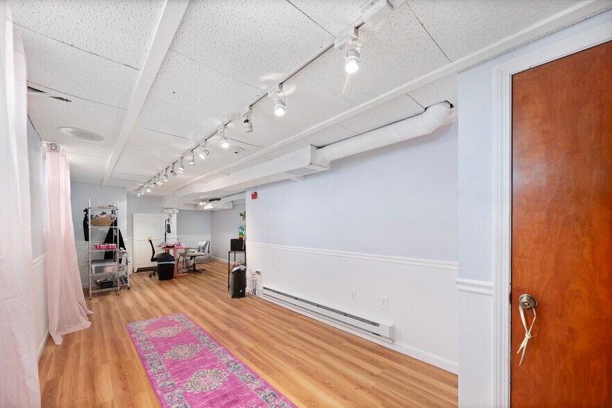 More Photos Of 15 Thomas St, North Providence Freestanding For Sale