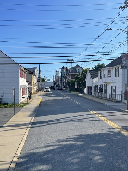 More Photos Of 43 S Washington St, Greencastle Office For Lease
