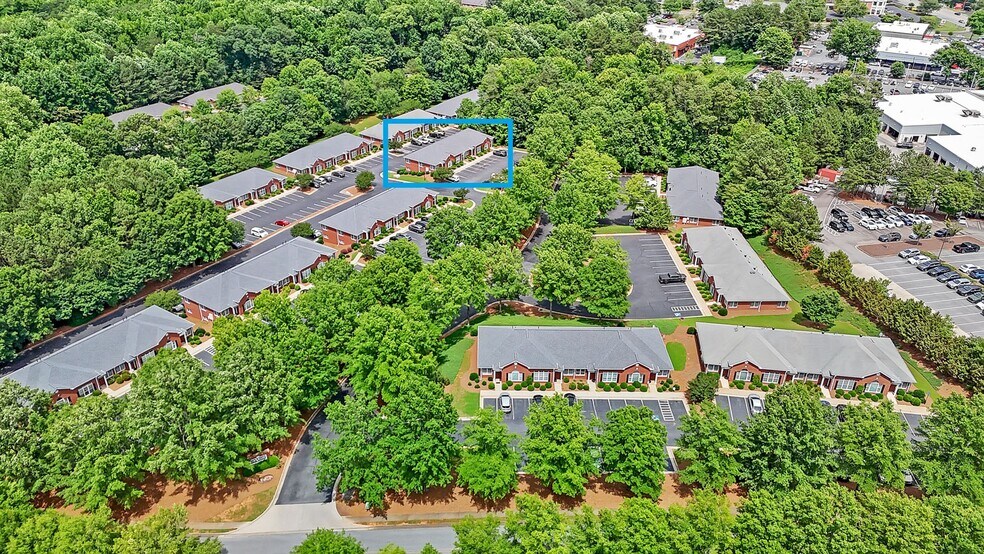 More Photos Of 555 Sun Valley Dr, Roswell Medical For Lease