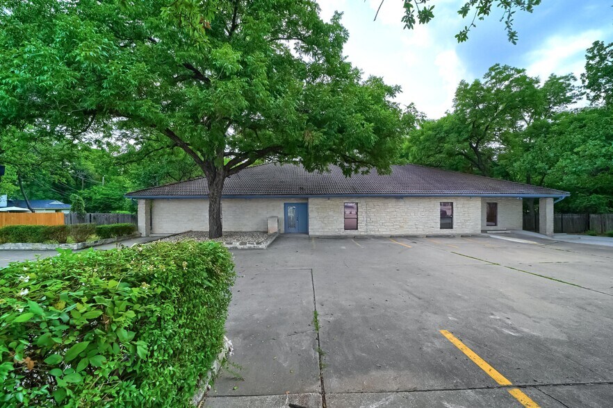 More Photos Of 4507 N Interstate 35, Austin Loft Creative Space For Lease