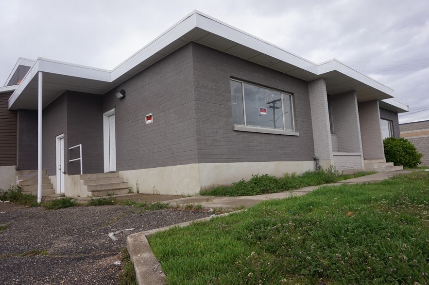 More Photos Of 3324 S 200 E, Salt Lake City Warehouse For Sale