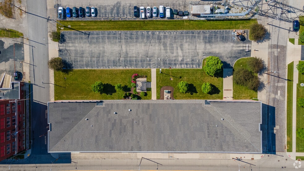 More Photos Of 714 E Monument Ave, Dayton Loft Creative Space For Lease
