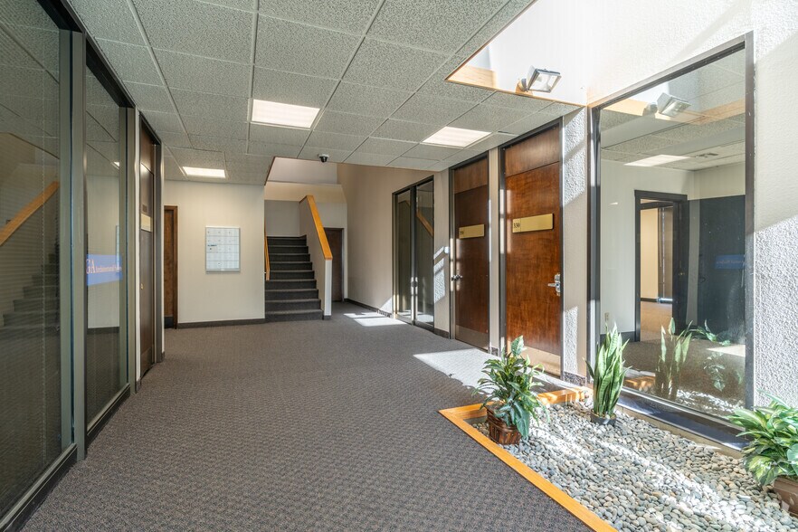 More Photos Of 1933-1955 Jadwin Ave, Richland Medical For Lease