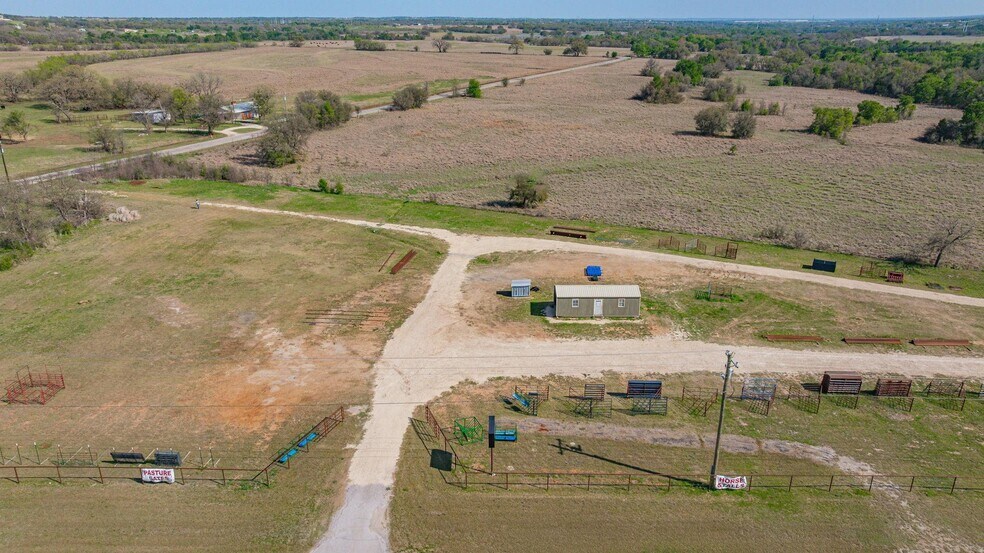 More Photos Of 12645 US-377, Dublin Office For Sale