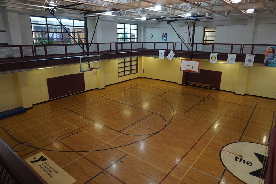 More Photos Of 11817 Frankstown Rd, Pittsburgh Health Club For Sale