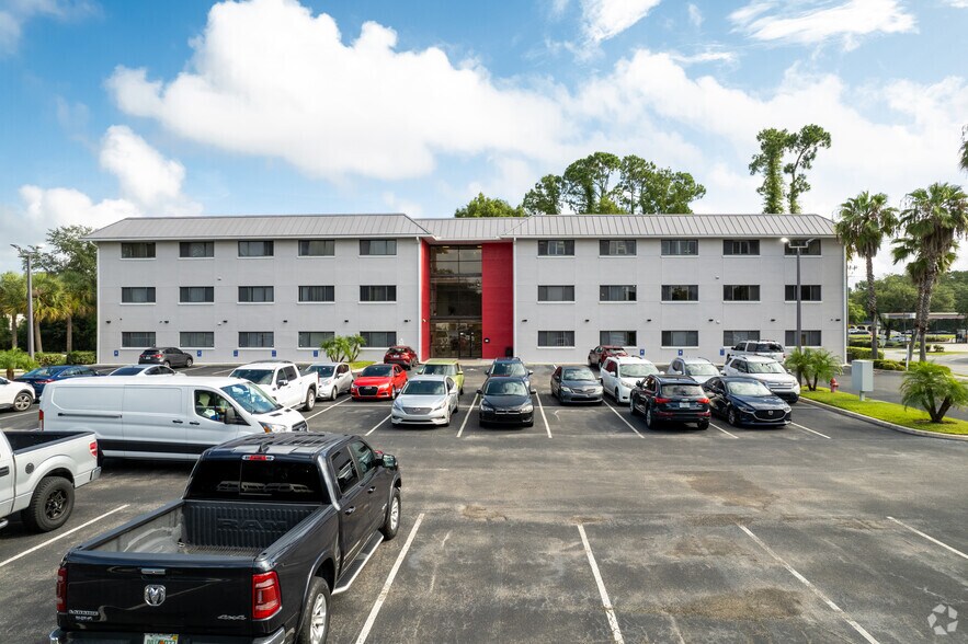 More Photos Of 1270 Upsala Rd, Sanford Office For Lease
