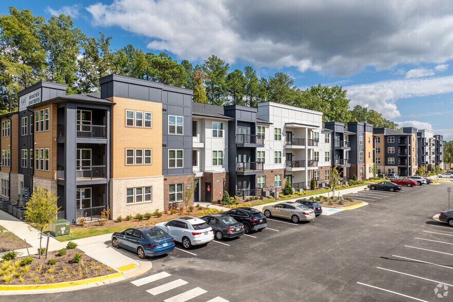 More Photos Of 12801 Lucks Ln, Midlothian Apartments For Sale