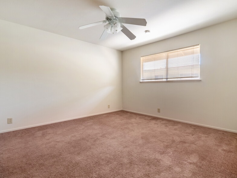 More Photos Of 2311 Carlmont Dr, Belmont Apartments For Sale