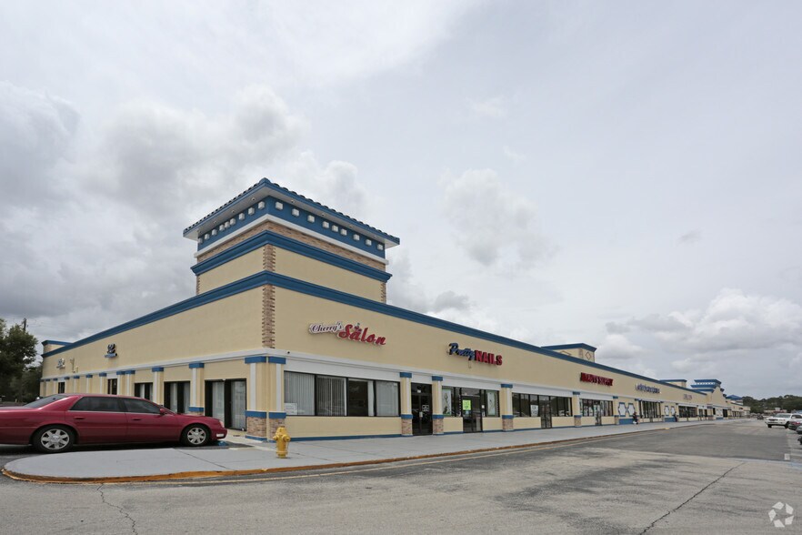 More Photos Of 926-968 Arlington Rd N, Jacksonville Unknown For Lease