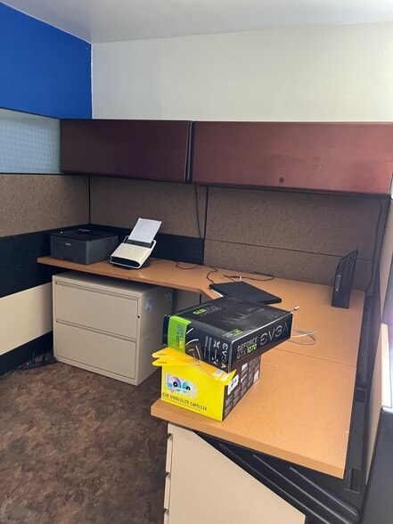 More Photos Of 1470-1472 Cota Ave, Long Beach Warehouse For Sale