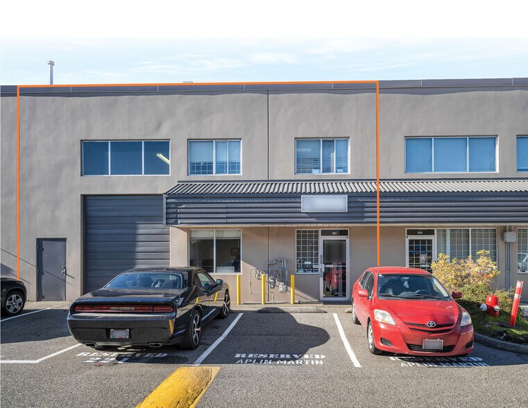 More Photos Of 12448 82nd Ave, Surrey Light Manufacturing For Sale