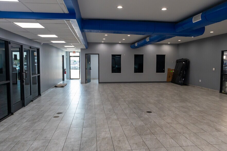 More Photos Of 4001 S Buckner Blvd, Dallas Service For Sale