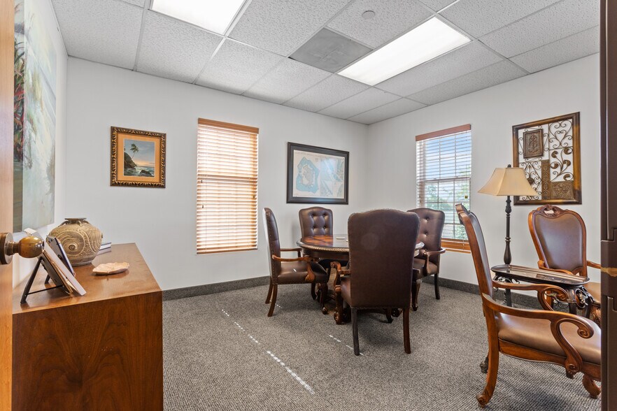 More Photos Of 17734 Preston Rd, Dallas Office For Sale