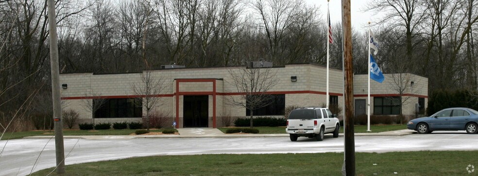 More Photos Of 6120 N Detroit Ave, Toledo Office For Sale