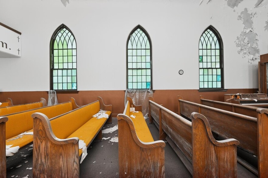 More Photos Of 1215 South Ave, Niagara Falls Religious Facility For Sale