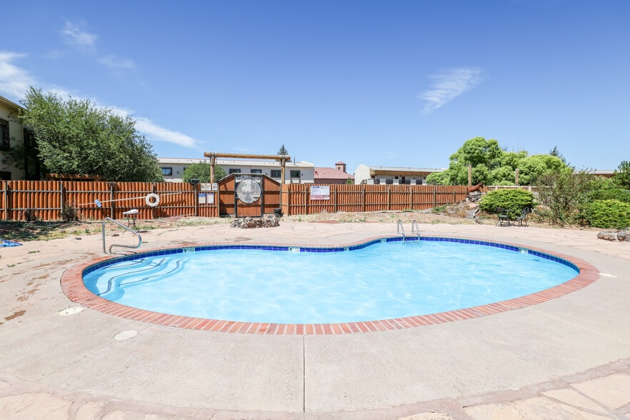 More Photos Of 257 AZ-64, Williams Hotel For Sale