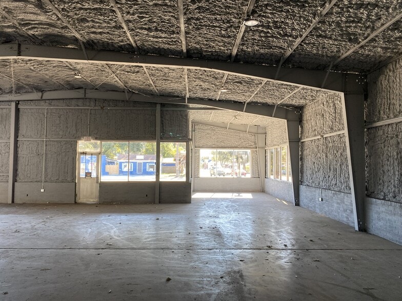 More Photos Of 2812 W Cervantes St, Pensacola Auto Repair For Lease