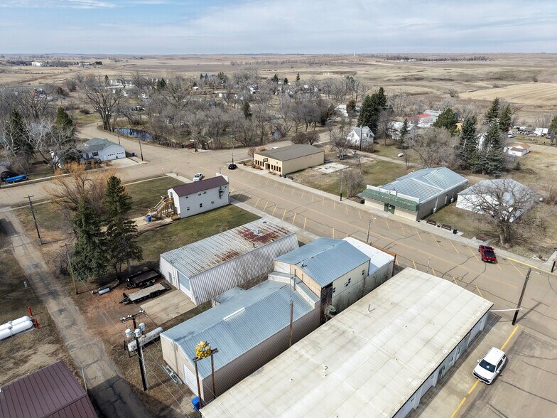 More Photos Of 28 E Main St, Halliday Self Storage For Sale