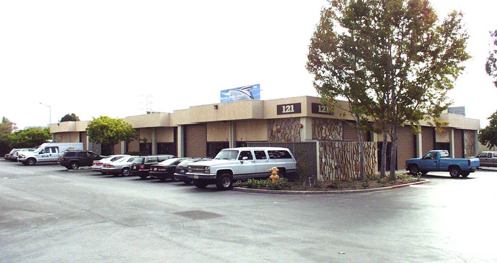 More Photos Of 101 Industrial Rd, Belmont Unknown For Lease