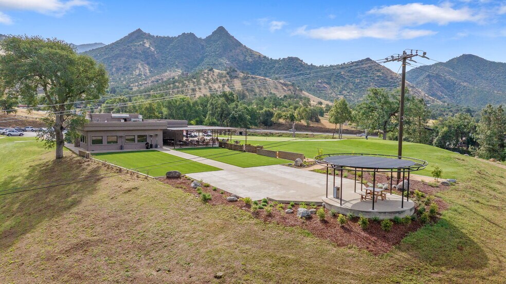 More Photos Of 41117 Sierra Dr, Three Rivers Golf Course Driving Range For Sale