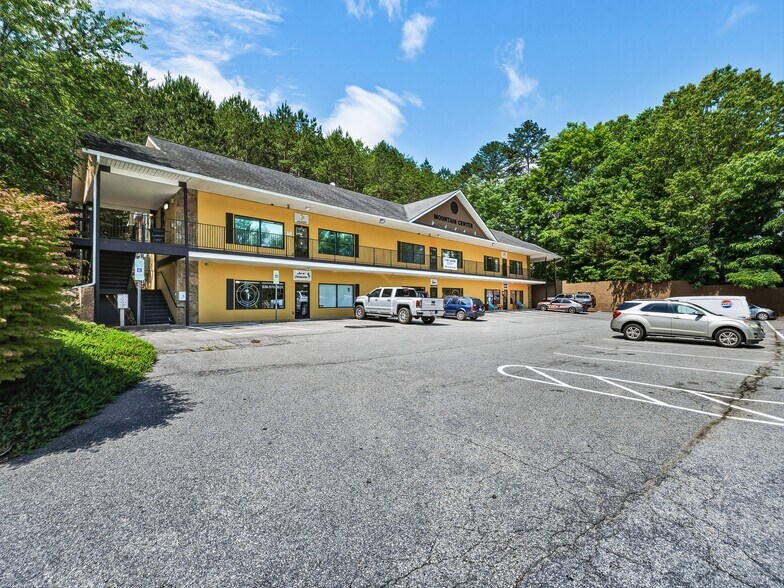 More Photos Of 9 Fallen Spruce Dr, Asheville General Retail For Sale