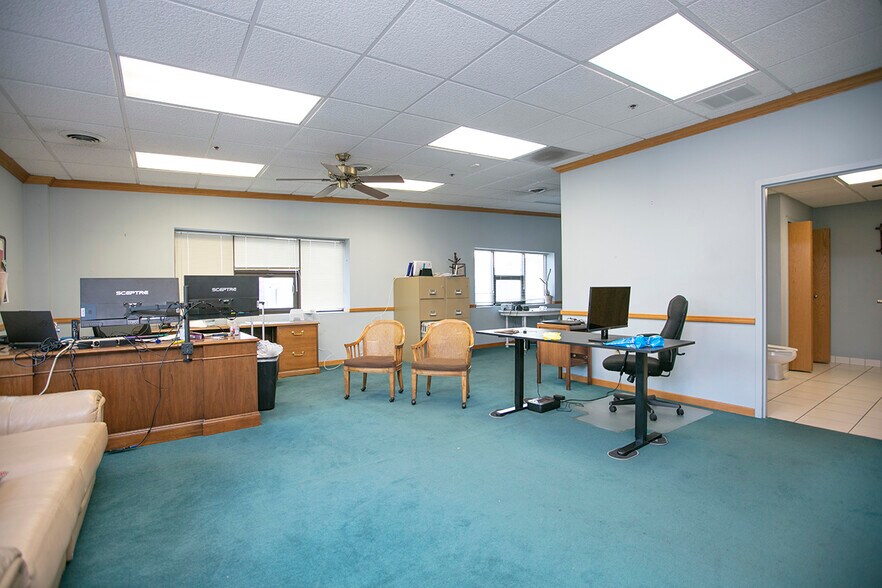 More Photos Of 1739 Cassopolis St, Elkhart Warehouse For Sale