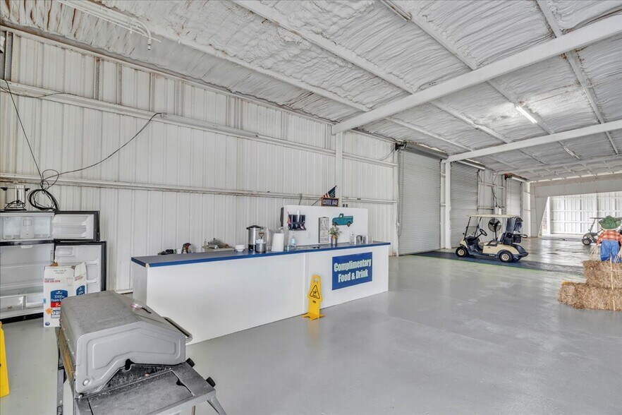 More Photos Of 441 Dunbar Rd, Warner Robins Warehouse For Sale