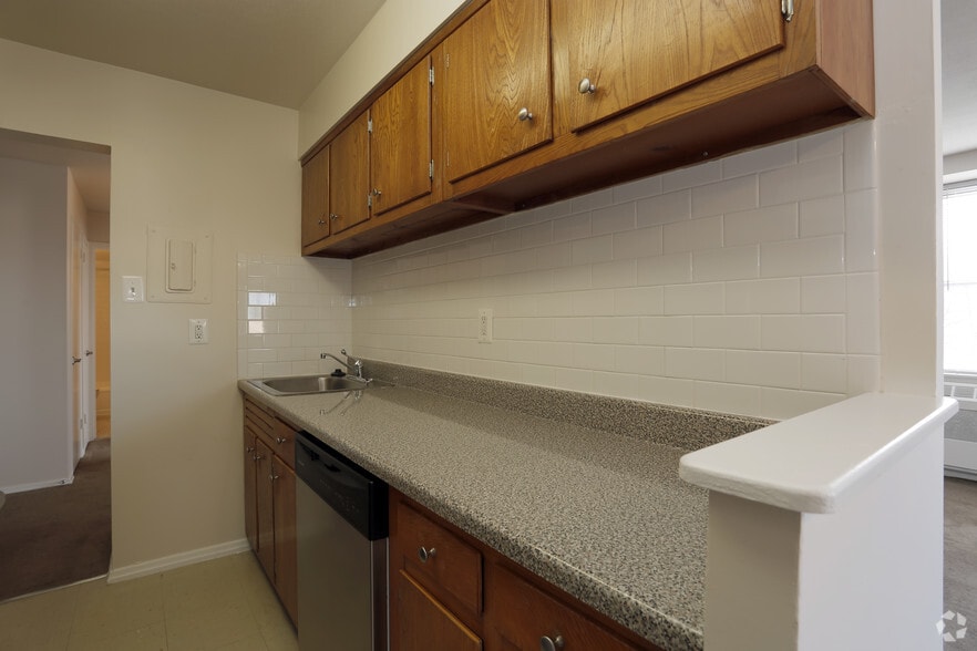 More Photos Of 2375 Woodward St, Philadelphia Apartments For Lease