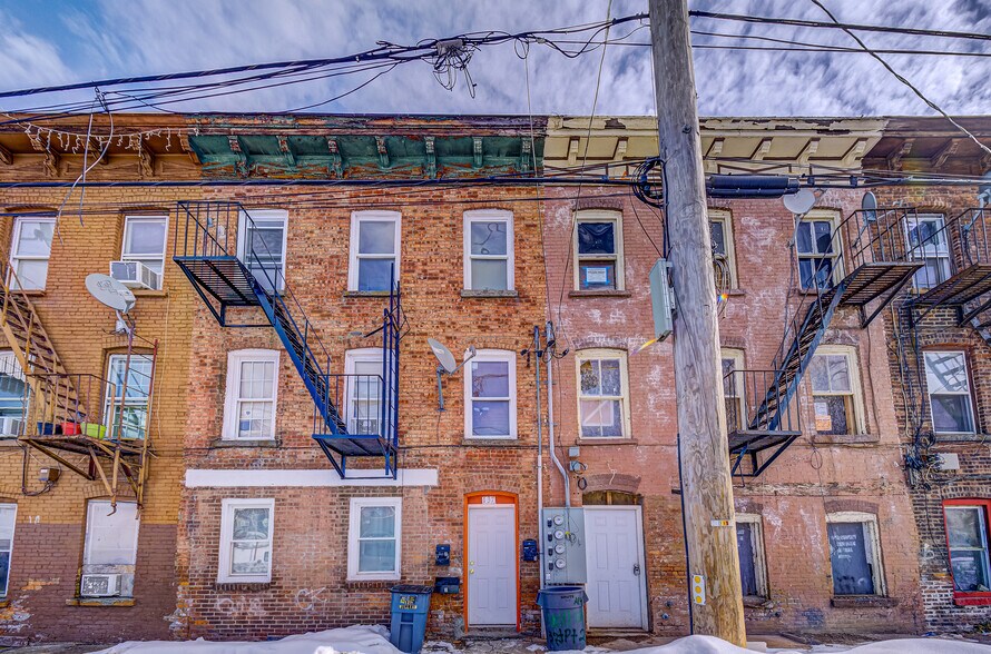 Primary Photo Of 137 William St, Newburgh Apartments For Sale