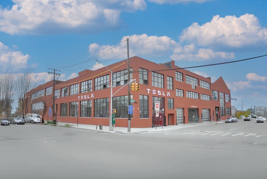 More Photos Of 160 Van Brunt St, Brooklyn Office For Sale