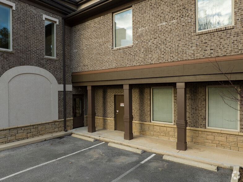 More Photos Of 4025 Pepperwood Cir, Huntsville Office Residential For Lease