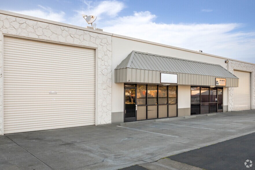 Primary Photo Of 8175 Alpine Ave, Sacramento Warehouse For Lease