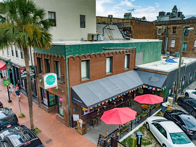 More Photos Of 111 W Congress St, Savannah Storefront Retail Office For Sale