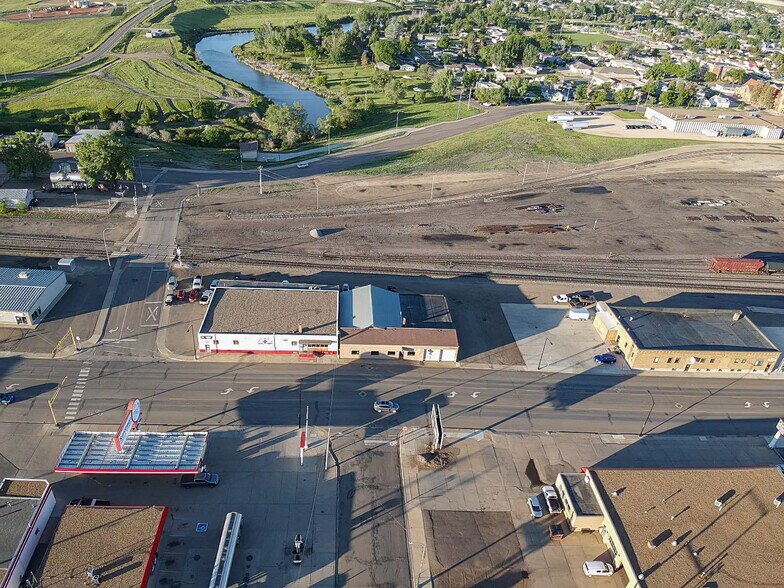 More Photos Of 250 E Villard St, Dickinson Office For Sale