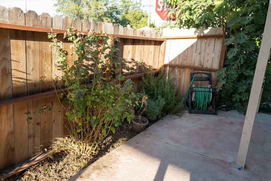 More Photos Of 5002 Martin Luther King Jr Blvd, Sacramento Religious Facility For Sale