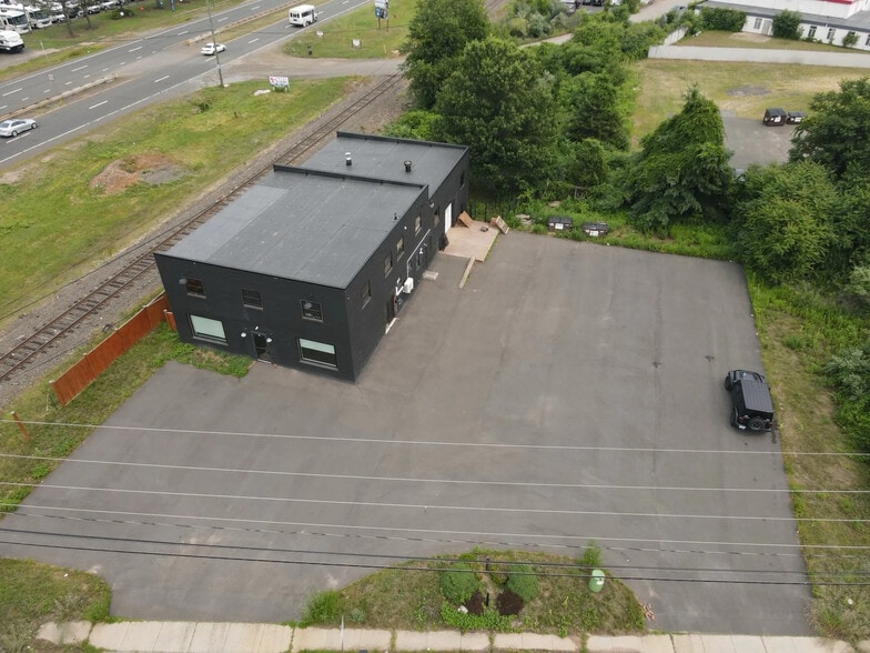 More Photos Of 240 Chapel Rd, South Windsor Industrial For Sale